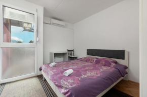 Private Room Center-2 persons NEW